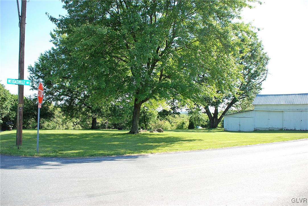 6812 Horseshoe Road Orefield, PA 18069 - Photo 2 of 10 Gallery Image 2