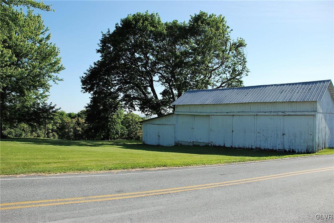 6812 Horseshoe Road Orefield, PA 18069 - Photo 4 of 10 Gallery Image 4