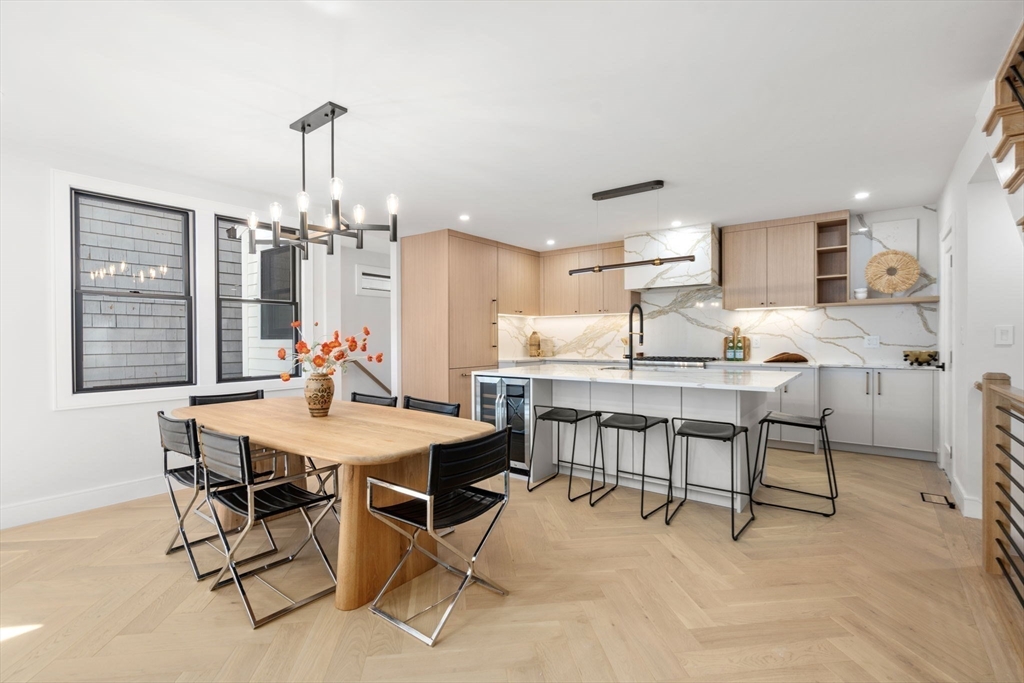 98 F Street, Unit 1 Boston, MA 02127 - Photo 7 of 24