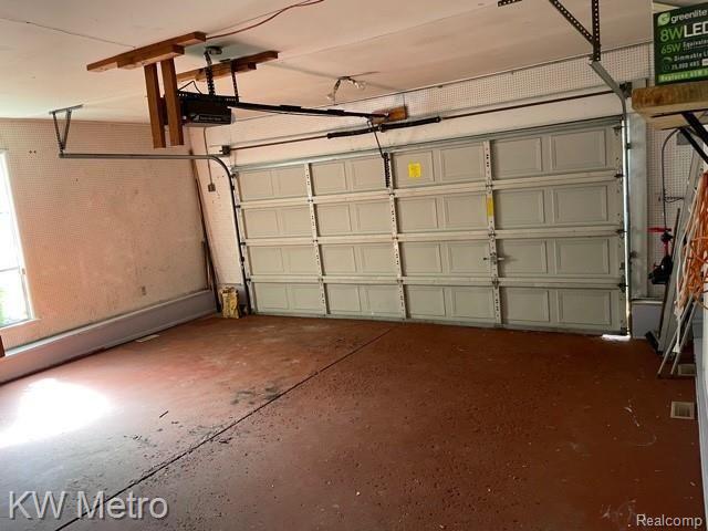 29954 West 11 Mile Road Farmington, MI 48336 - Photo 21 of 31 IMG_6517.jpg