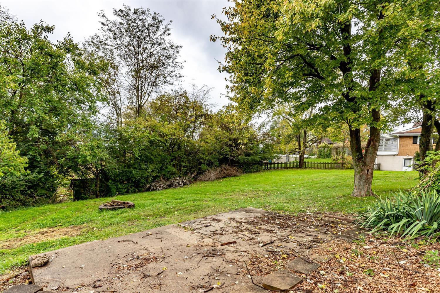 2051 Smith Road Hamilton, OH 45013 - Photo 9 of 31