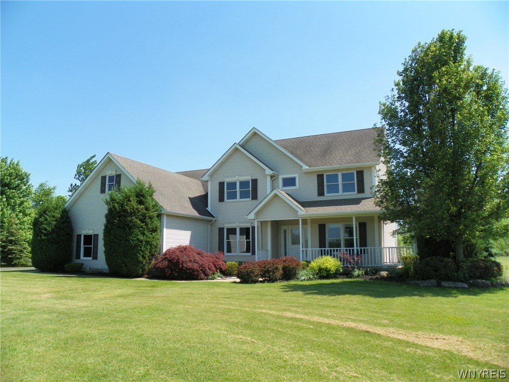 10005 Martin Road Clarence, NY 14032 - Photo 1 of 1 Gallery Image 1