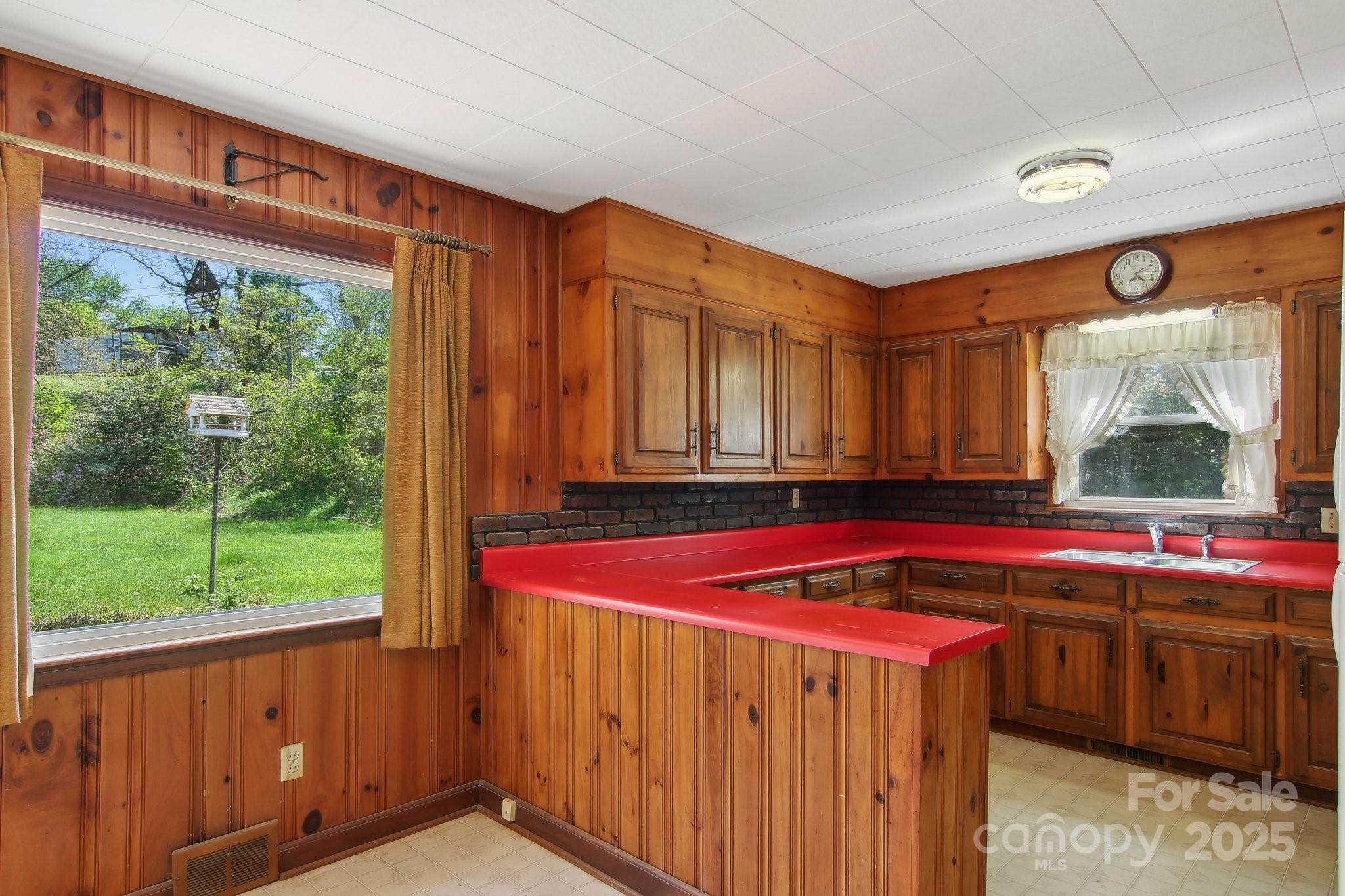 50 Morning Star Road Canton, NC 28716 - Photo 22 of 48