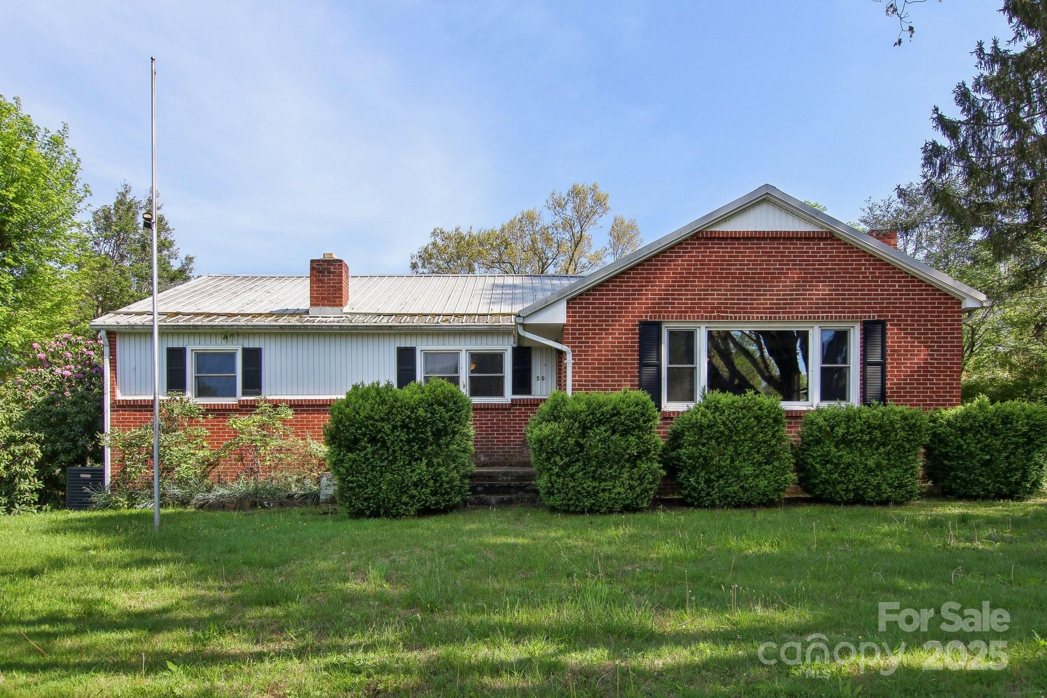 50 Morning Star Road Canton, NC 28716 - Photo 5 of 48