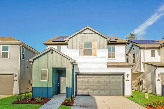 $2,499 | 9835 Willow Creek, Unit 502, Tomball, TX 77375