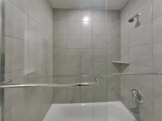 $2,499 | 9835 Willow Creek, Unit 502, Tomball, TX 77375