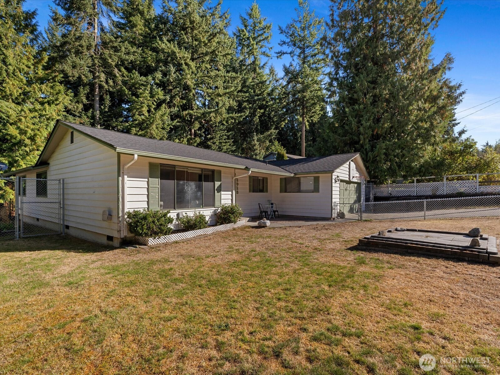 2923 Lakeview Way Langley, WA 98260 - Photo 26 of 28