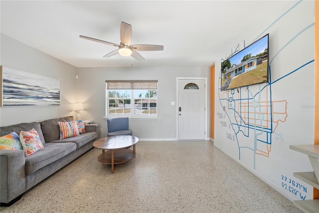 10437 52nd Avenue North St. Petersburg, FL 33708 - Photo 30 of 36