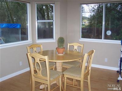 9191 West Road Redwood Valley, CA 95470 - Photo 5 of 9 Gallery Image 5