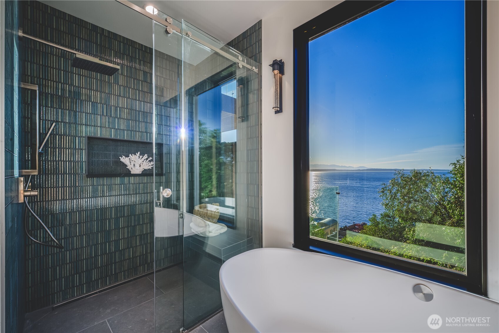 1017 California Lane Southwest Seattle, WA 98116 - Photo 22 of 40