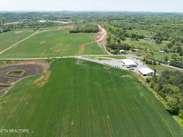 $325,000 | 95 South Tract Street East, Greenback, TN 37742