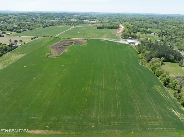 $325,000 | 95 South Tract Street East, Greenback, TN 37742