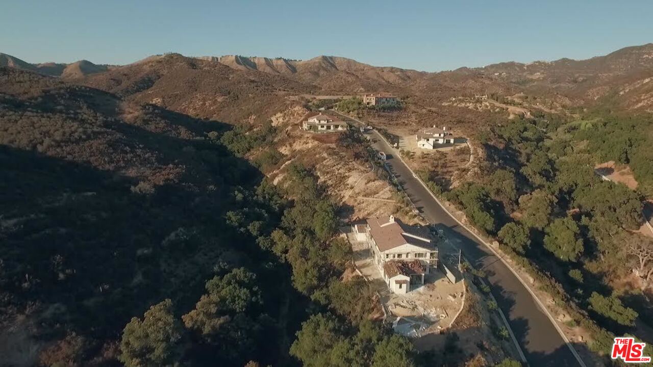 2653 Country Ridge Road Calabasas, CA 91302 - Photo 3 of 3 Gallery Image 3