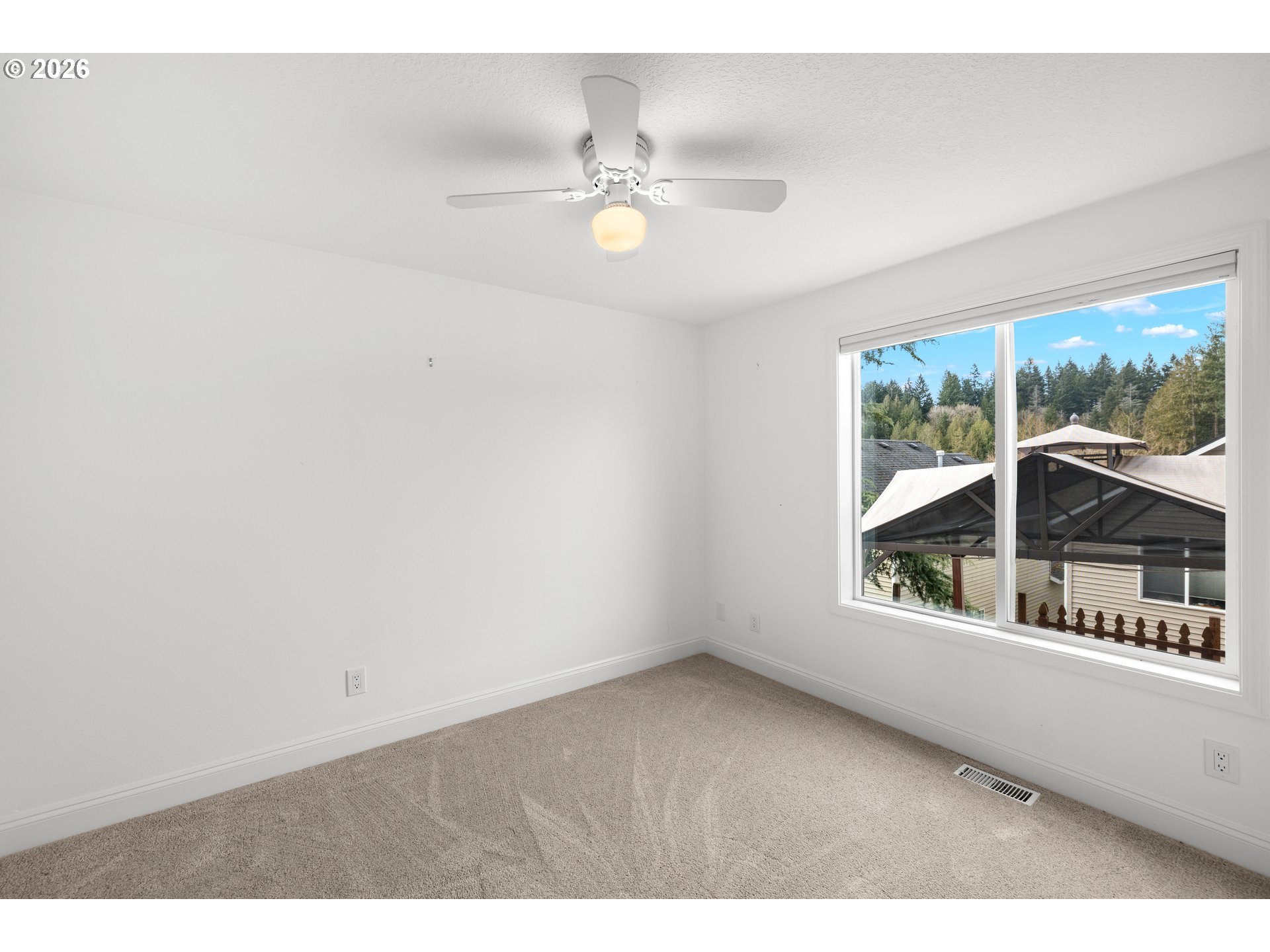 18307 Tupper Road Sandy, OR 97055 - Photo 20 of 42 Bedroom