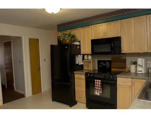 16 Birch Road Easton, MA 02375 - Photo 10 of 20 Gallery Image 10
