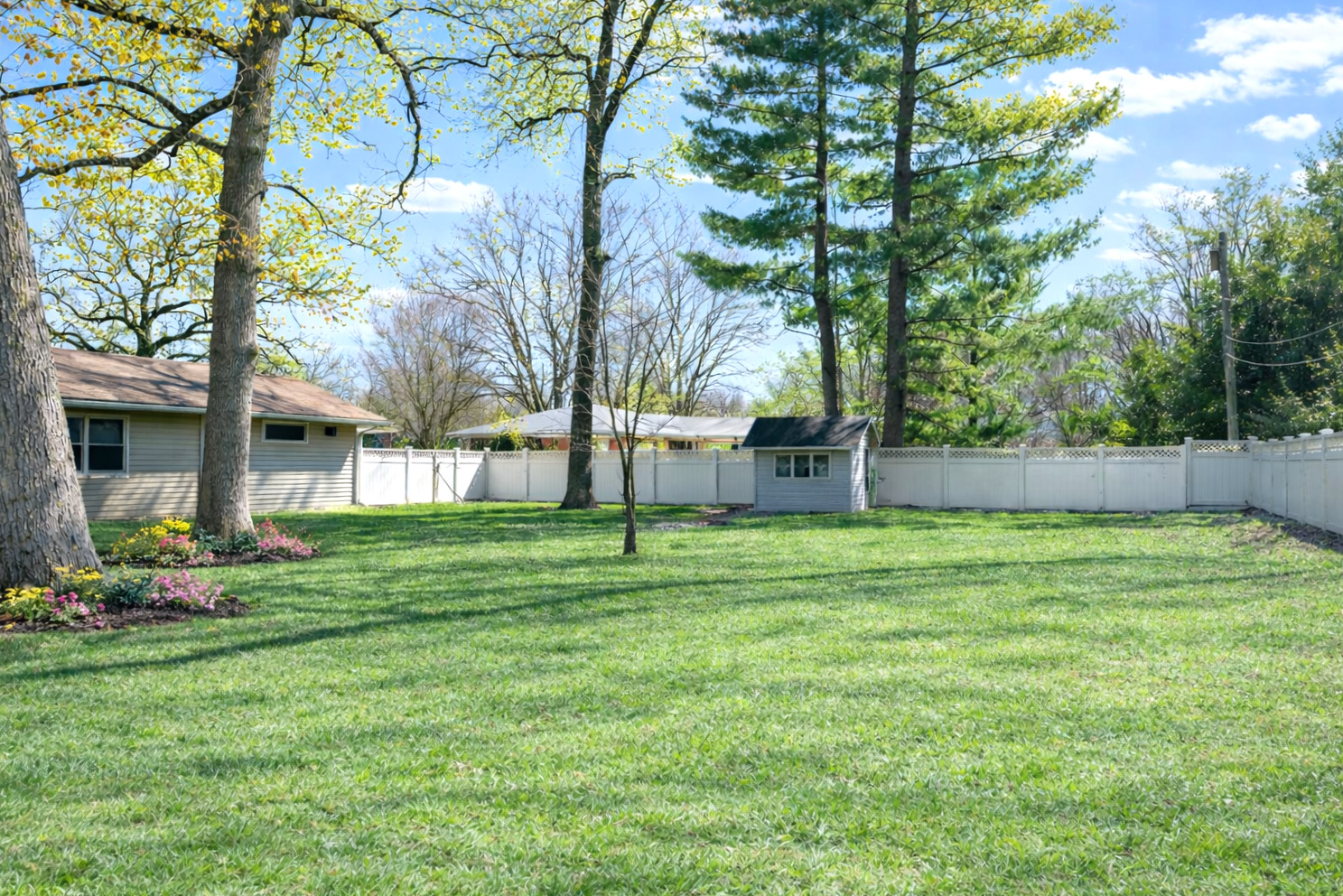 3241 Mineral Springs Road Sterling, IL 61081 - Photo 6 of 31