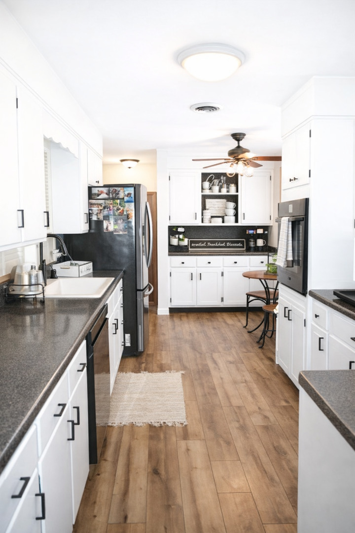 3241 Mineral Springs Road Sterling, IL 61081 - Photo 10 of 31