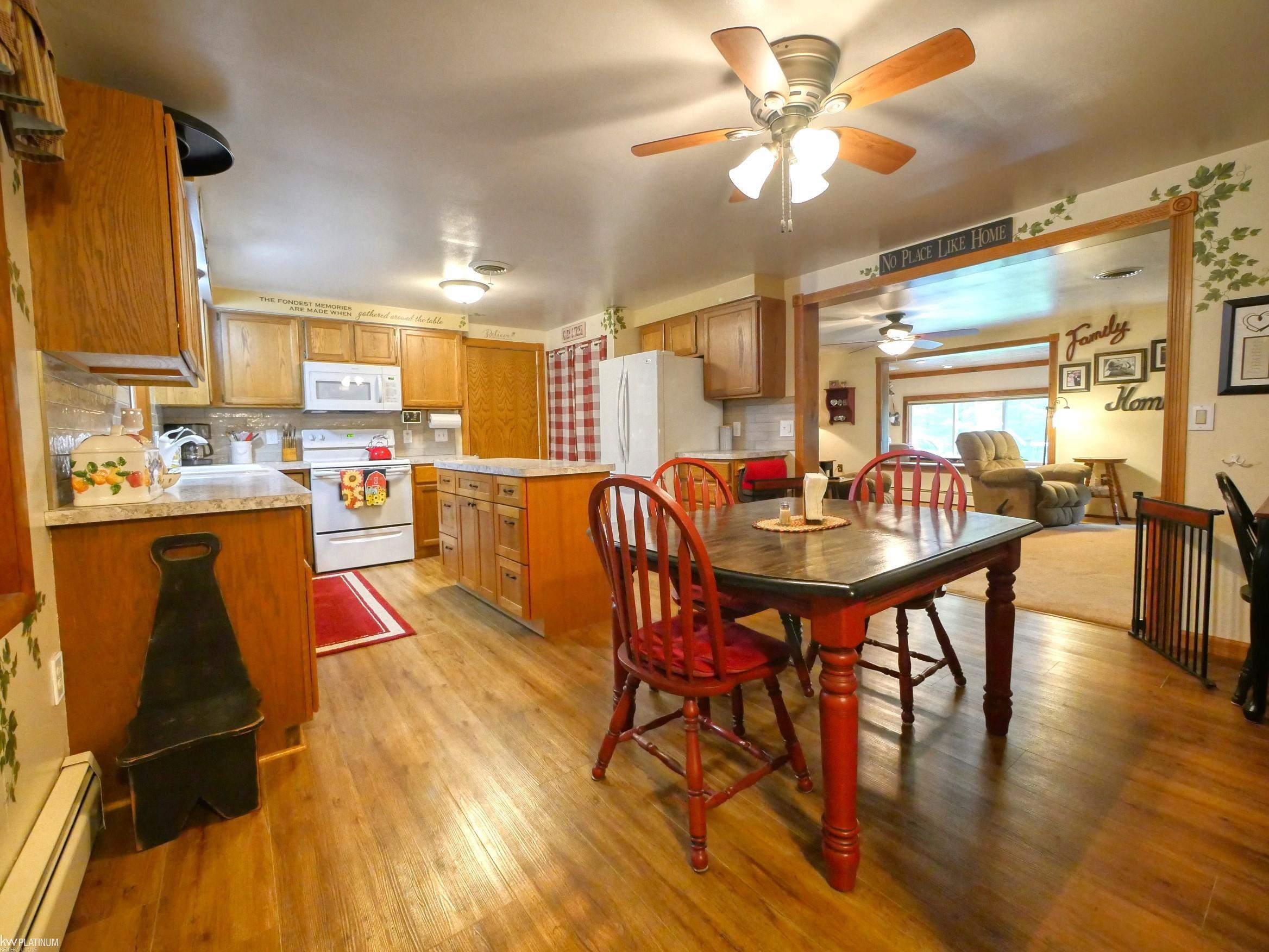 1900 Kronner Road Columbus, MI 48063 - Photo 16 of 58 50114265-15.JPG