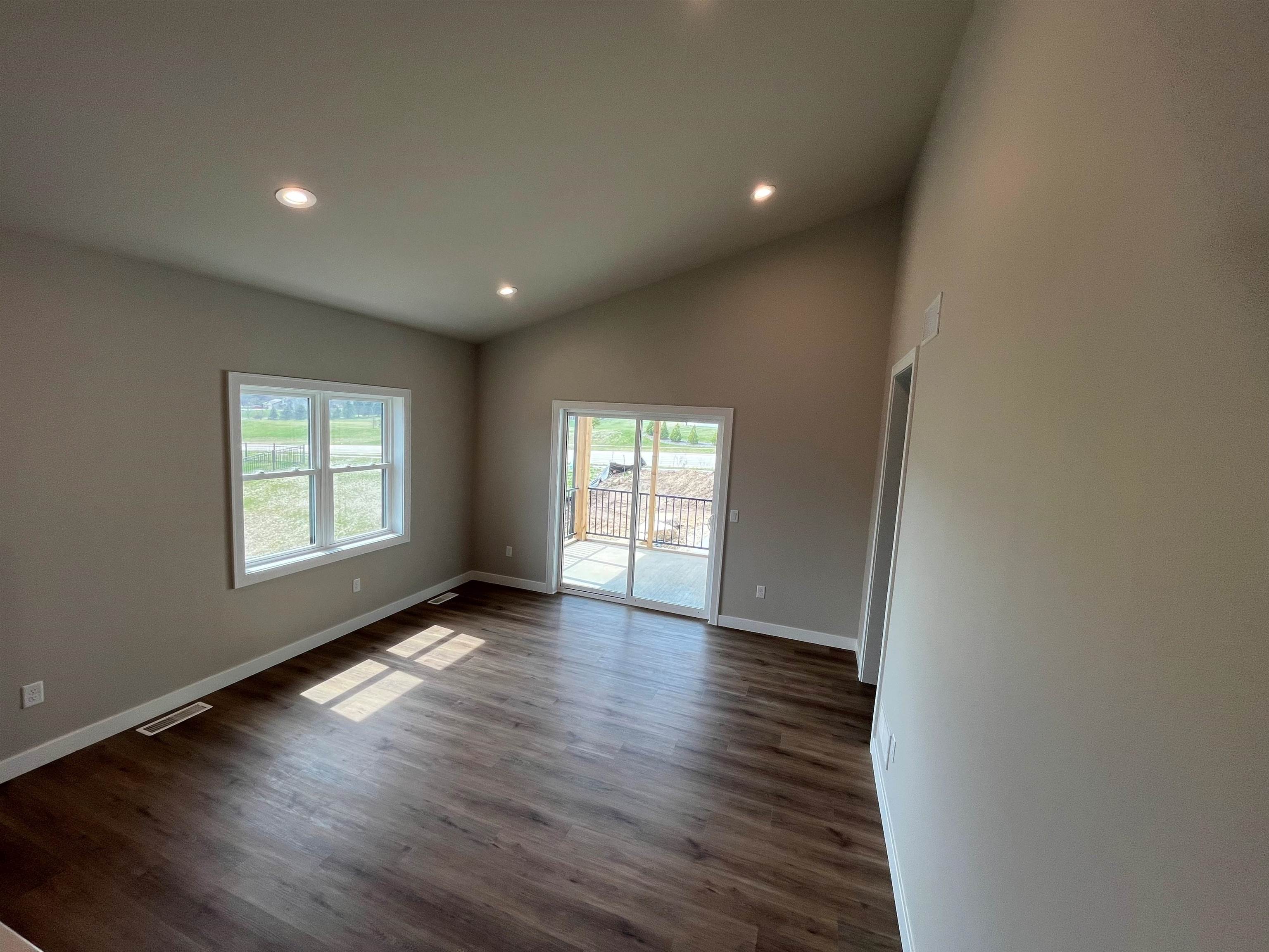 495 Foxfield Road Oregon, WI 53575 - Photo 12 of 29
