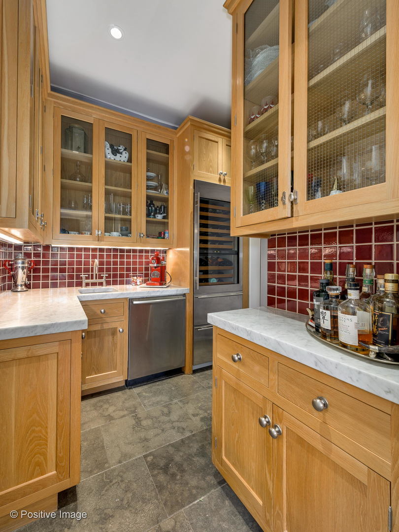 939 Cleveland Road Hinsdale, IL 60521 - Photo 20 of 84