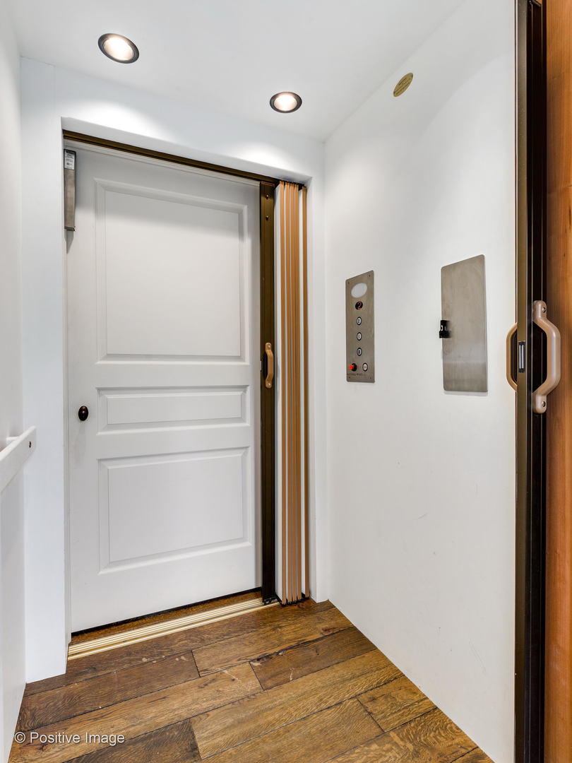 939 Cleveland Road Hinsdale, IL 60521 - Photo 60 of 84