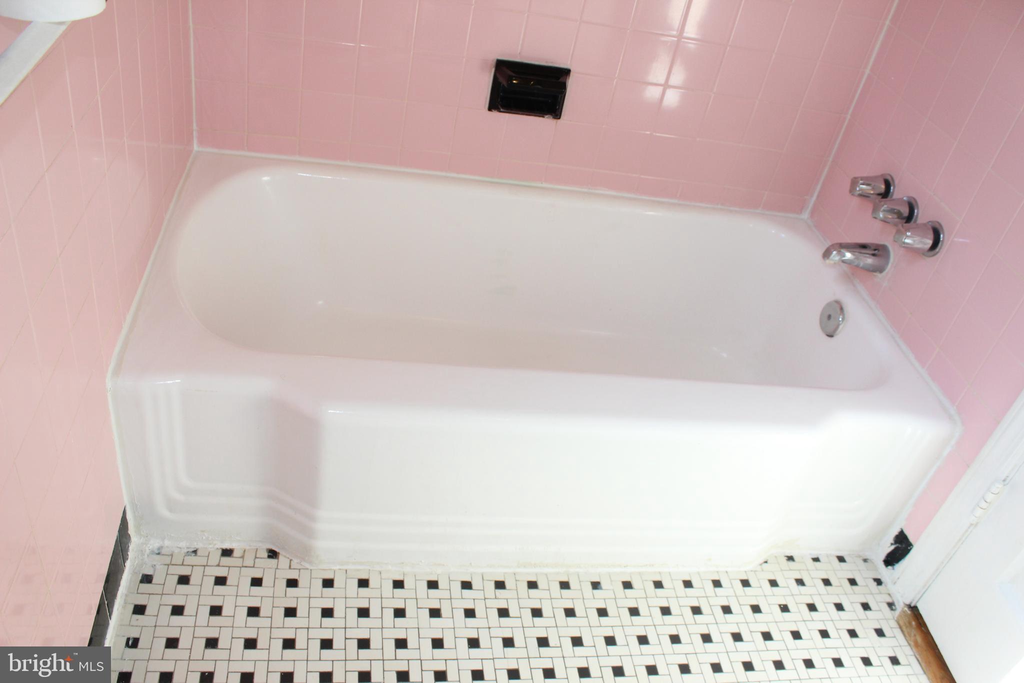 5006 Sargent Road Northeast Washington, DC 20017 - Photo 13 of 22 Full BA upper level