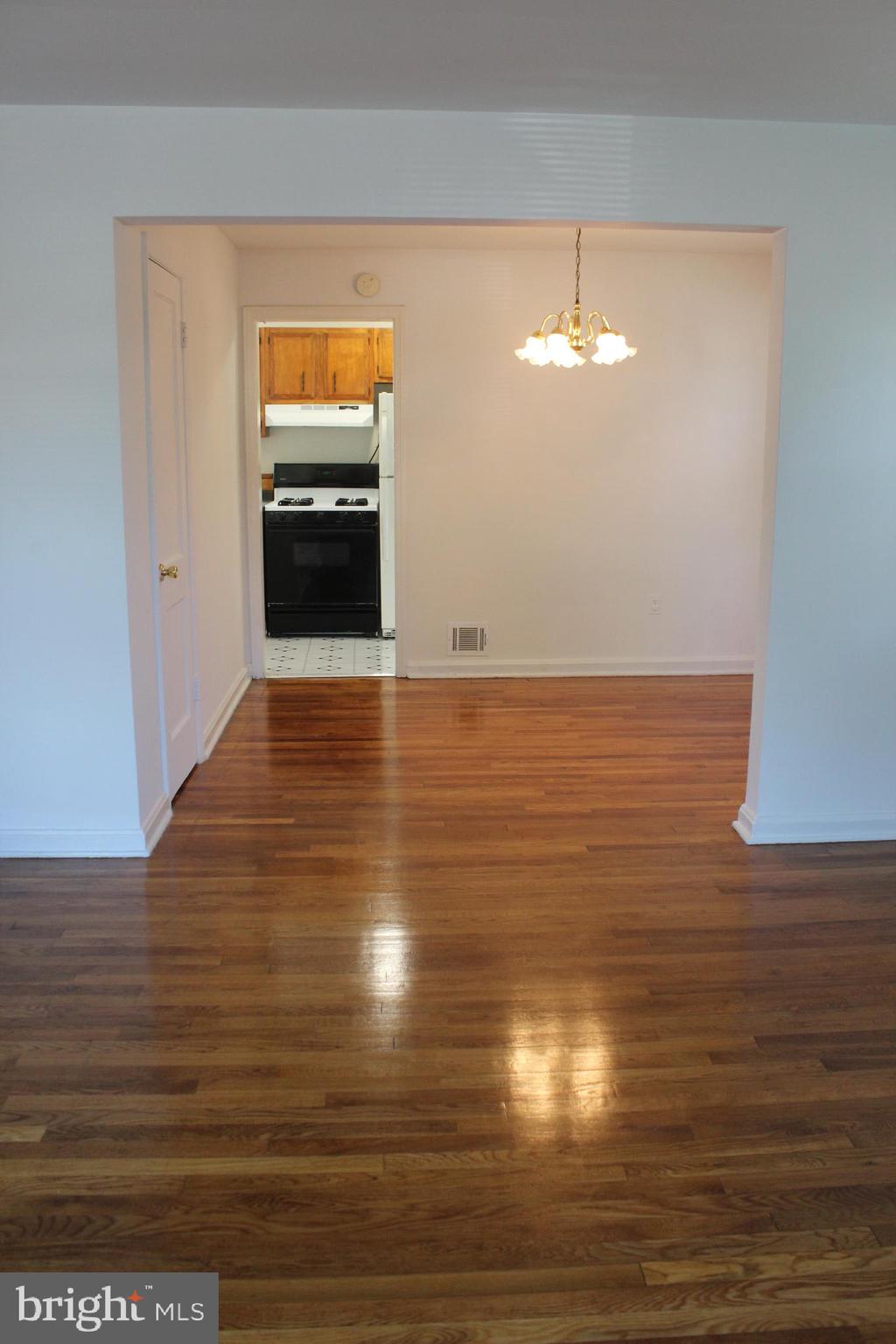 5006 Sargent Road Northeast Washington, DC 20017 - Photo 6 of 22