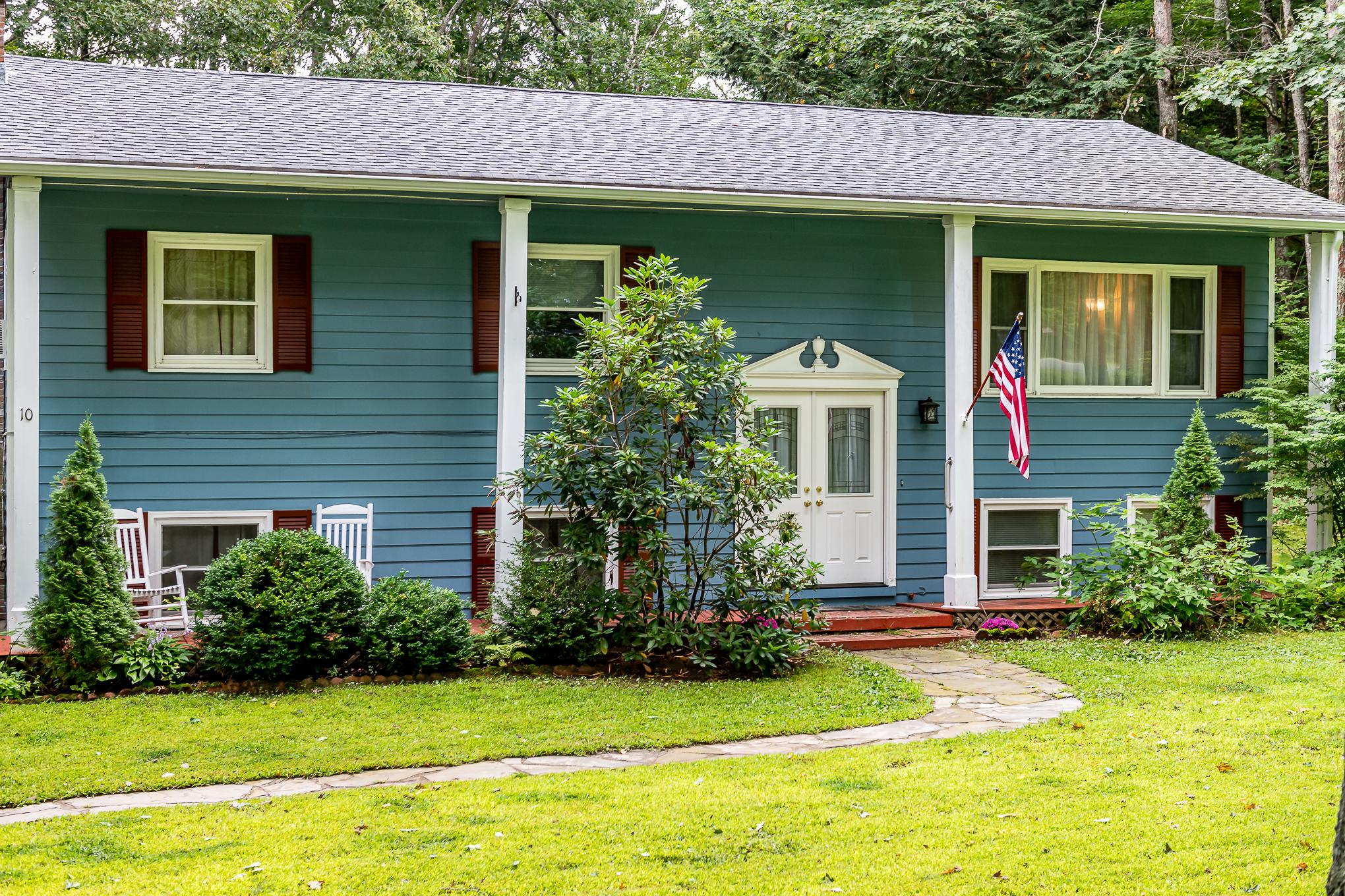 10 Birch Ridge Avenue Topsham, ME 04086 - Photo 2 of 32 DSC_1124