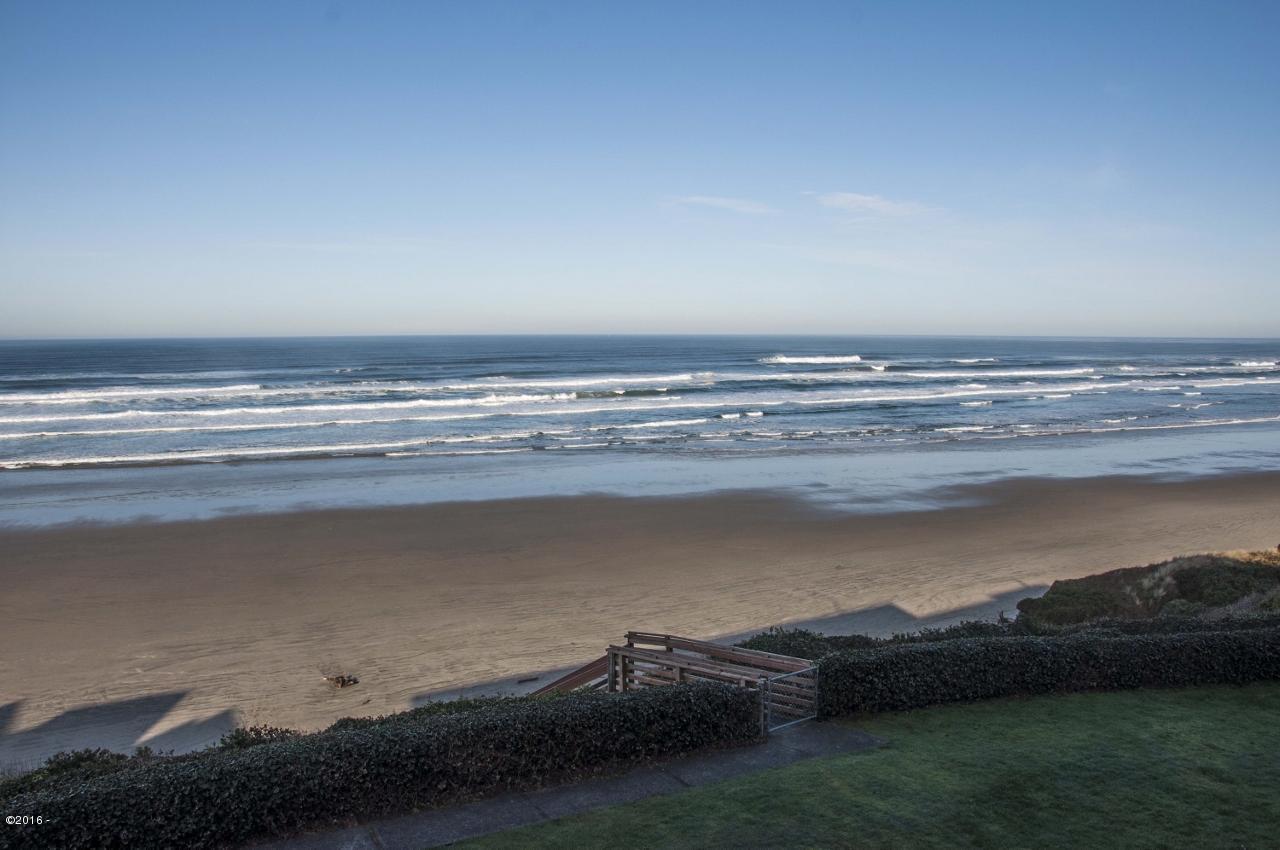 701 Southwest Coast Street Depoe Bay, OR 97341 - Photo 4 of 19 Ocean Views