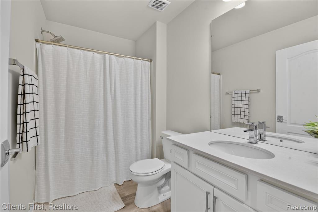 4699 Bingham Road Canton, MI 48188 - Photo 45 of 62