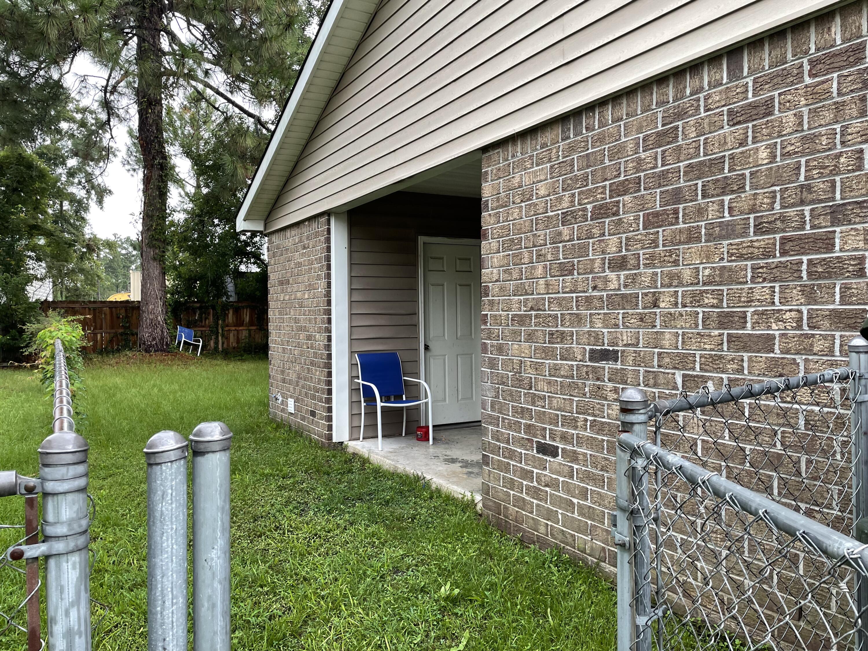 210 Miami Street Ladson, SC 29456 - Photo 6 of 6 IMG_0965-1