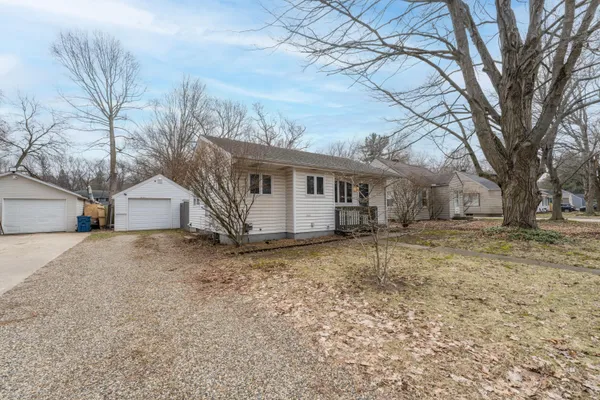 $190,000 | 5414 Keyes Drive, Kalamazoo, MI 49004