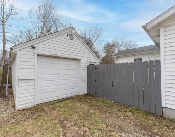 $190,000 | 5414 Keyes Drive, Kalamazoo, MI 49004