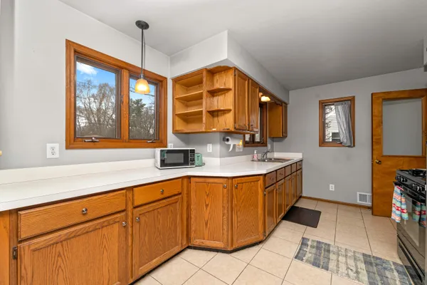 $190,000 | 5414 Keyes Drive, Kalamazoo, MI 49004