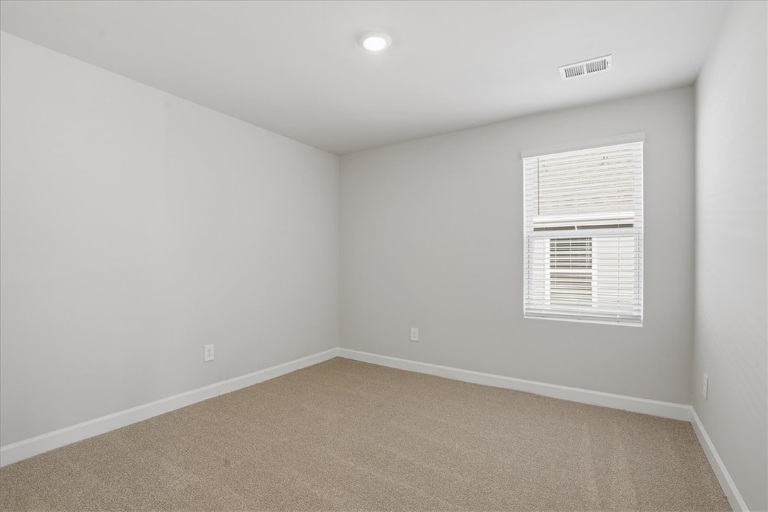 1548 Switchback Circle Moore, SC 29369 - Photo 8 of 36