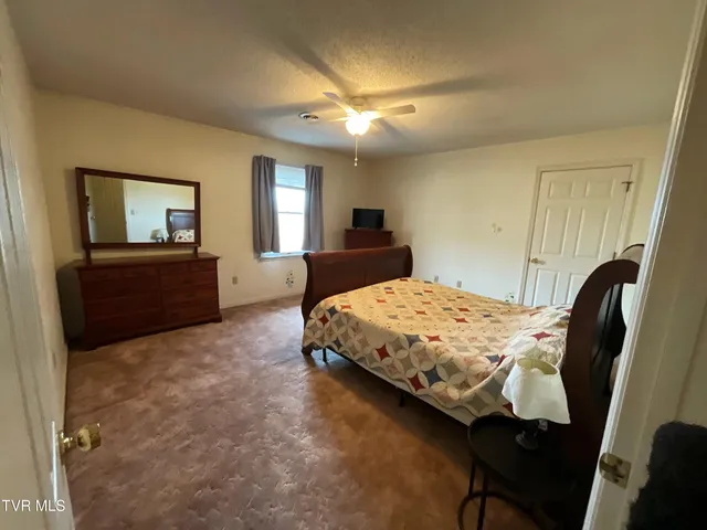 $750,000 | 704 River Road, Church Hill, TN 37642