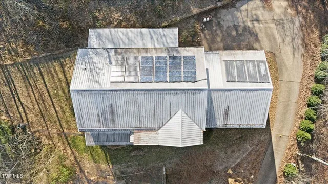 $750,000 | 704 River Road, Church Hill, TN 37642