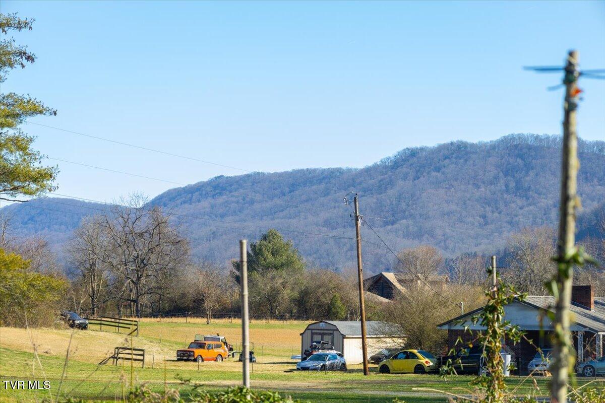 704 River Road Church Hill, TN 37642 - Photo 43 of 58 Mountain View!