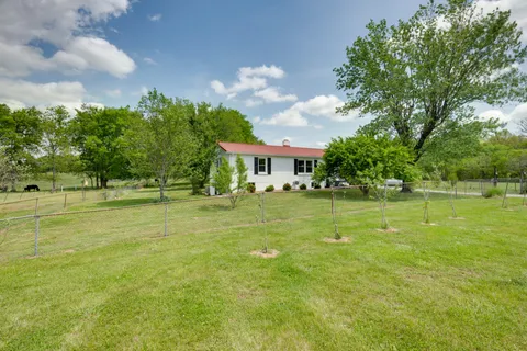 $345,000 | 1588 New Highway 7, Columbia, TN 38401