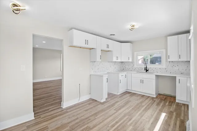 $177,400 | 16460 Honore Avenue, Markham, IL 60428