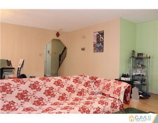53 Rice Run East Brunswick, NJ 08816 - Photo 11 of 25 Gallery Image 11