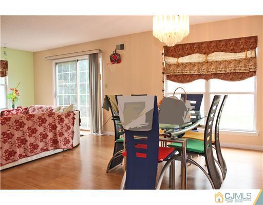 53 Rice Run East Brunswick, NJ 08816 - Photo 14 of 25 Gallery Image 14