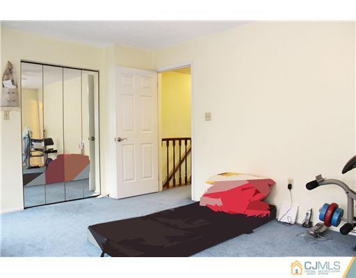 53 Rice Run East Brunswick, NJ 08816 - Photo 16 of 25 Gallery Image 16