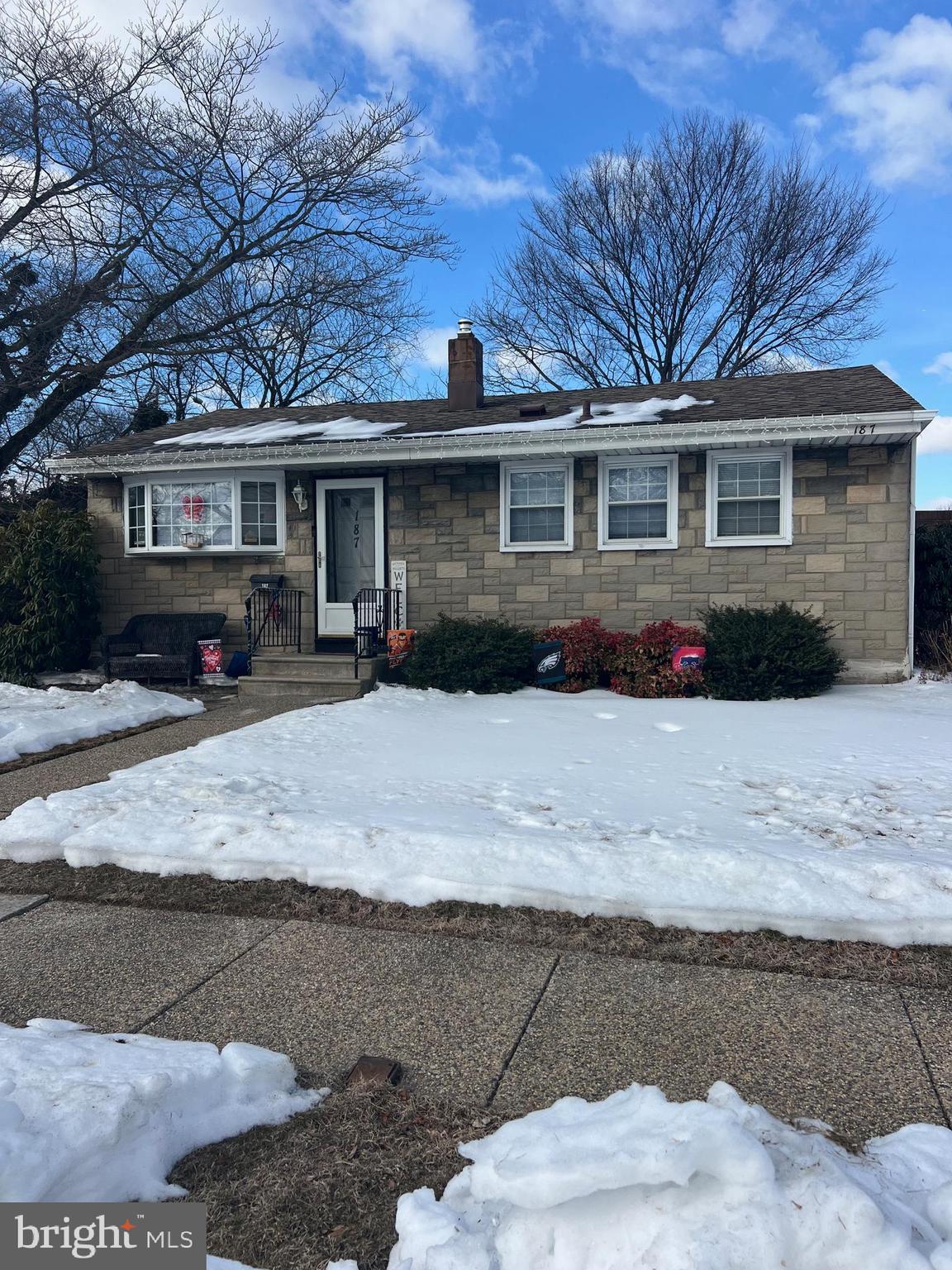 187 Gehrig Avenue Gloucester City, NJ 08030 - Photo 6 of 7 a front view of a house with a yard