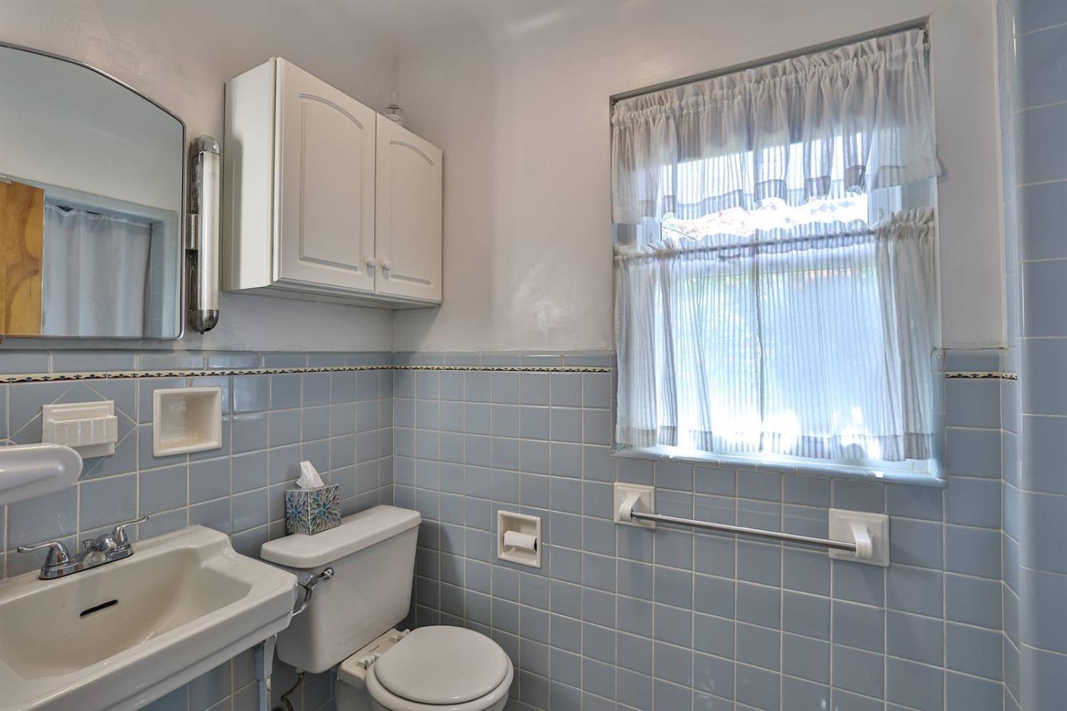 570 Reily Road Wyoming, OH 45215 - Photo 22 of 35 Gallery Image 22