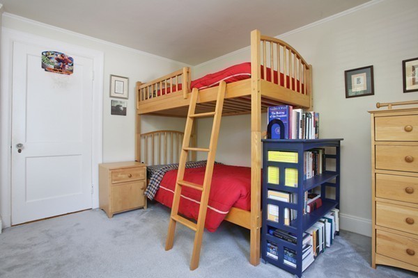 35 Hinckley Road Newton, MA 02468 - Photo 10 of 13