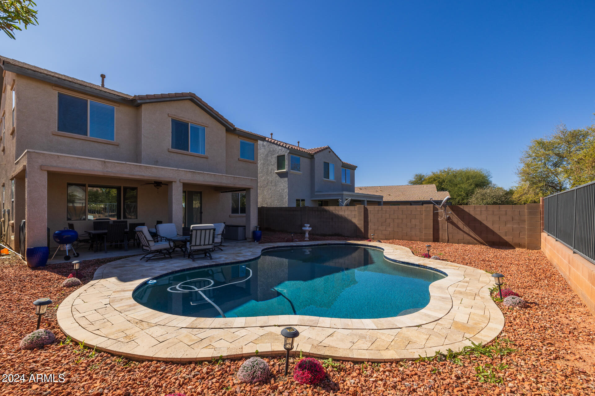 7026 West Harwell Road Laveen, AZ 85339 - Photo 30 of 35 32)BACK OF HOME