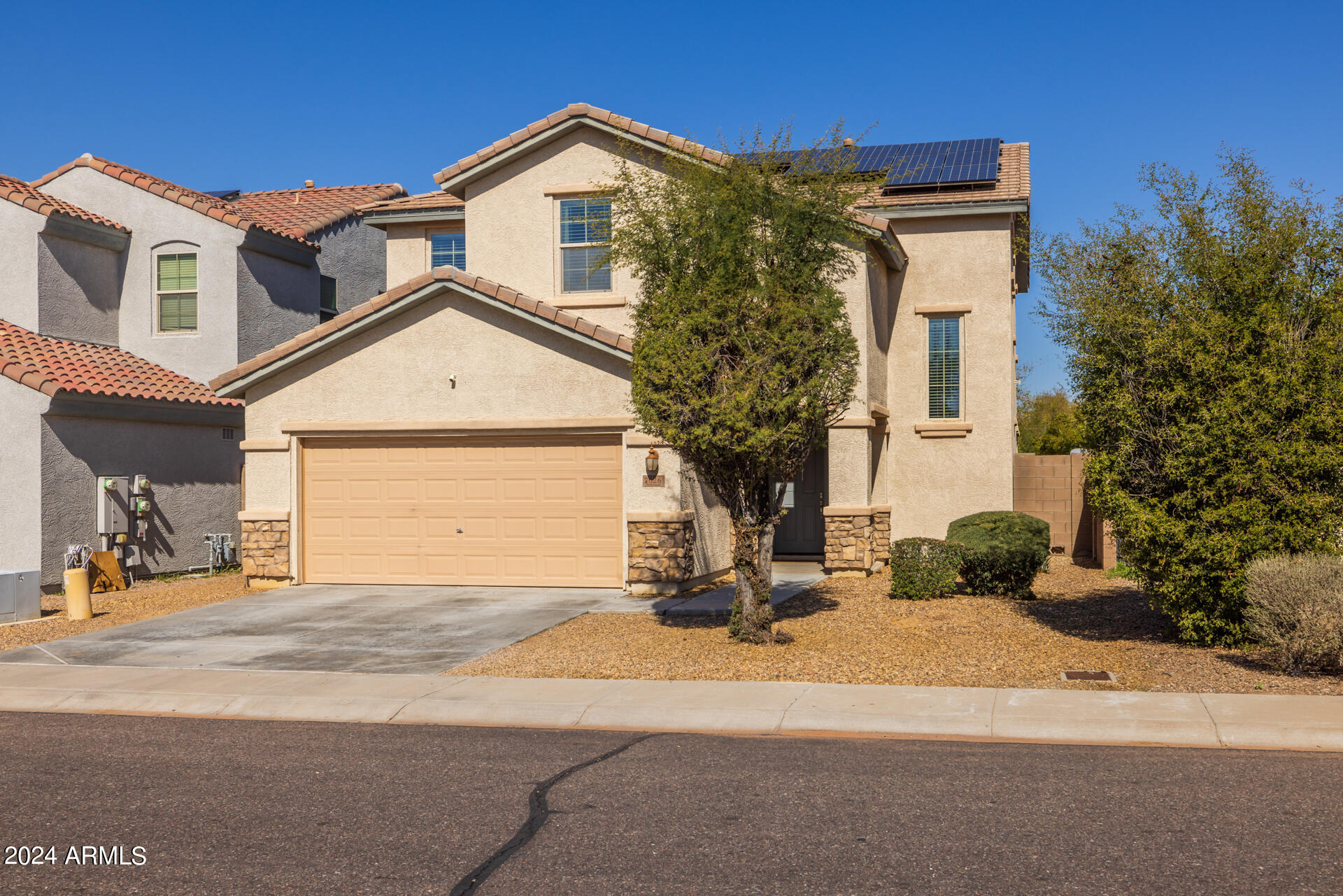 7026 West Harwell Road Laveen, AZ 85339 - Photo 4 of 35 2)FRONT OF HOME.