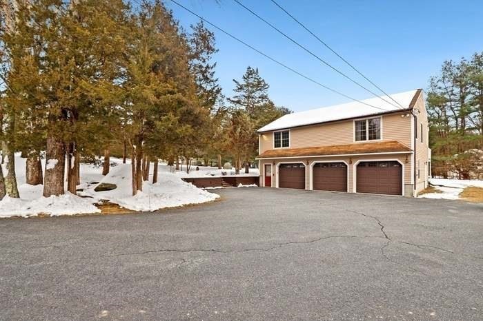 70 R Milk Street Blackstone, MA 01504 - Photo 2 of 38