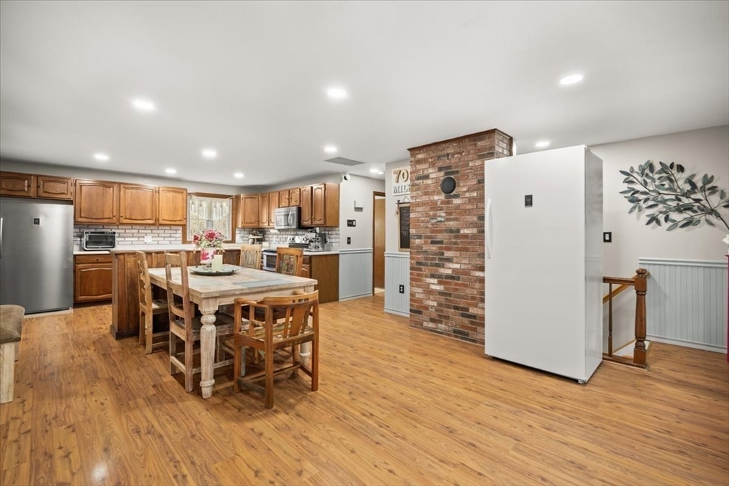 70 R Milk Street Blackstone, MA 01504 - Photo 23 of 38